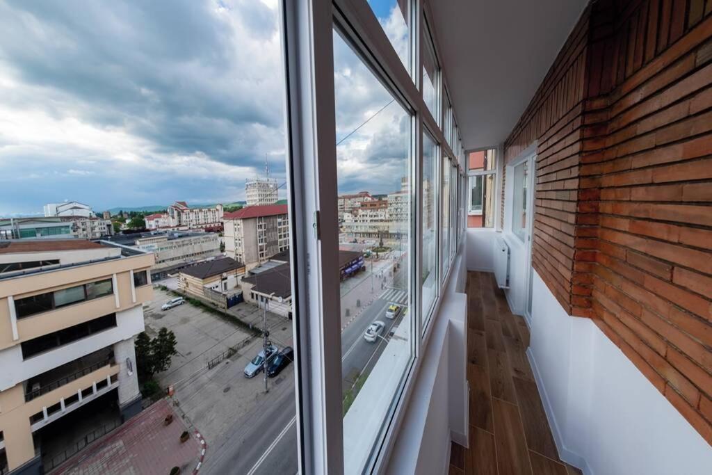 Studio With A View In City Center ทาร์โกวิชเต ภายนอก รูปภาพ